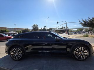 Porsche Taycan 2021 Cross Turismo 4S-thumb-5