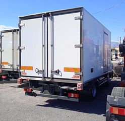 Ψυγείο Mercedes-Benz 2016 ATEGO 818-thumb-3