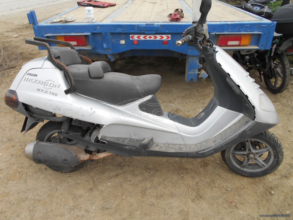 PIAGGIO SUPER HEXAGON 125 GTX 