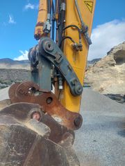 Εκσκαφέας Με Ερπύστριες Liebherr 2012 R 906C-thumb-6