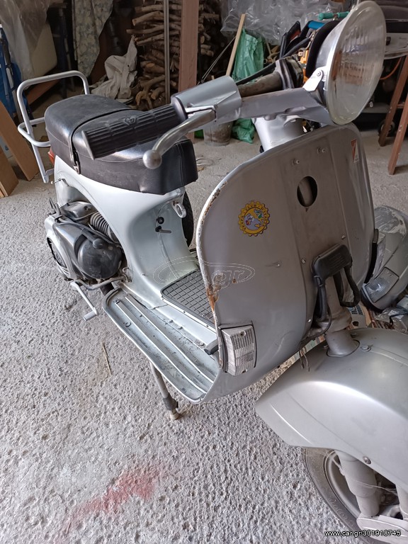 Car Gr Piaggio Vespa Px