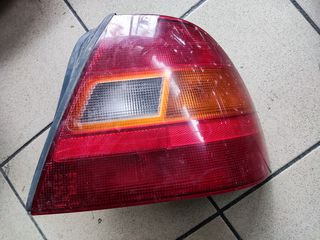 ΦΑΝΑΡΙ ΠΙΣΩ (R) HONDA CIVIC ΑΓΓΛΙΚΟ 96-98-thumb-1