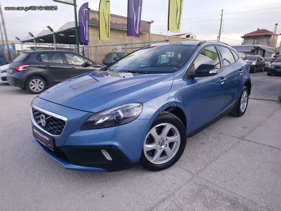 Volvo V40 Cross Country '15