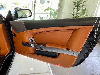 Aston Martin DB9 2006 VOLLANTE-thumb-21