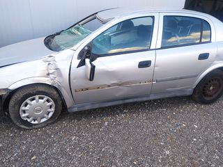 Opel Astra 2004-thumb-10