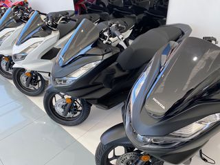 Honda PCX 125 2023-thumb-2