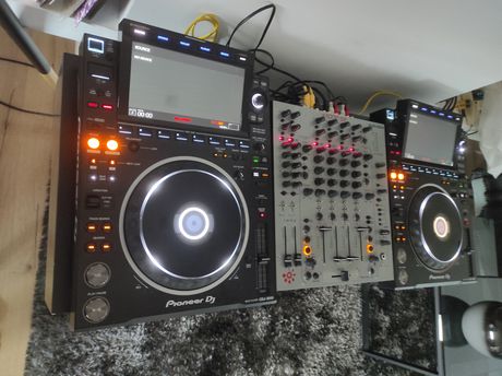 ΕΝΟΙΚΙΑΣΗ 2X PIONEER CDJ-3000 & ALLEN HEATH XONE 92