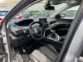 Peugeot 5008 2018 1.5 BlueHDi 130 Allure-thumb-11