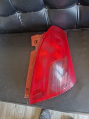Suzuki swift πίσω δεξιο φανάρι 06 εως08