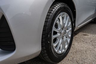 Toyota Yaris 2016 ΑΥΤΟΜΑΤΟ ΥΒΡΙΔΙΚΟ ΒΕΝΖΙΝΗ-thumb-31