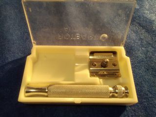 Vintage safety razor-thumb-48
