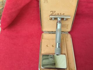 Vintage safety razor-thumb-90