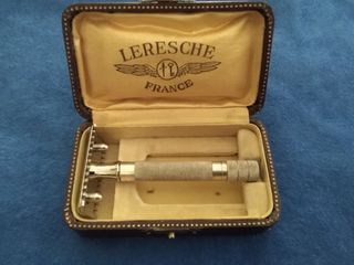 Vintage safety razor-thumb-34