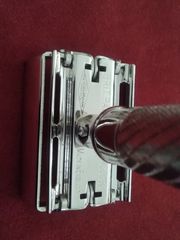 Vintage safety razor-thumb-11