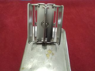 Vintage safety razor-thumb-12