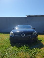 Mercedes-Benz A 180 2015 d Urban 7G-DCT