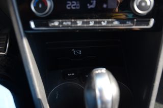 Volkswagen Polo 2015 R Line, DSG, Full led Φανάρια, Alcantara-thumb-18