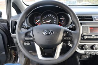 Kia Rio 2015-thumb-10