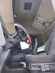 Scania 2015 Streamline 520-thumb-4