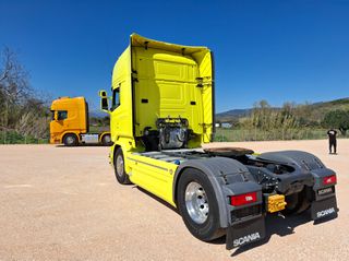 Scania 2015 Streamline 520-thumb-11