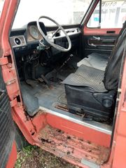Ford Transit 1972-thumb-16