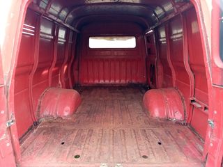 Ford Transit 1972-thumb-19