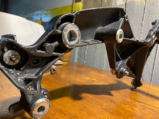 ENGINE MOUNTING BRACKETS-thumb-7