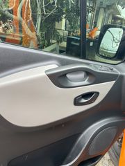 Renault Trafic 2018-thumb-10