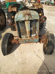 Τρακτέρ Ford 1975