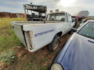 NISSAN D21 ΓΙΑ ΑΝΤΑΛΛΑΚΤΙΚΑ-thumb-3