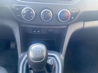 Hyundai i 10 2017-thumb-37