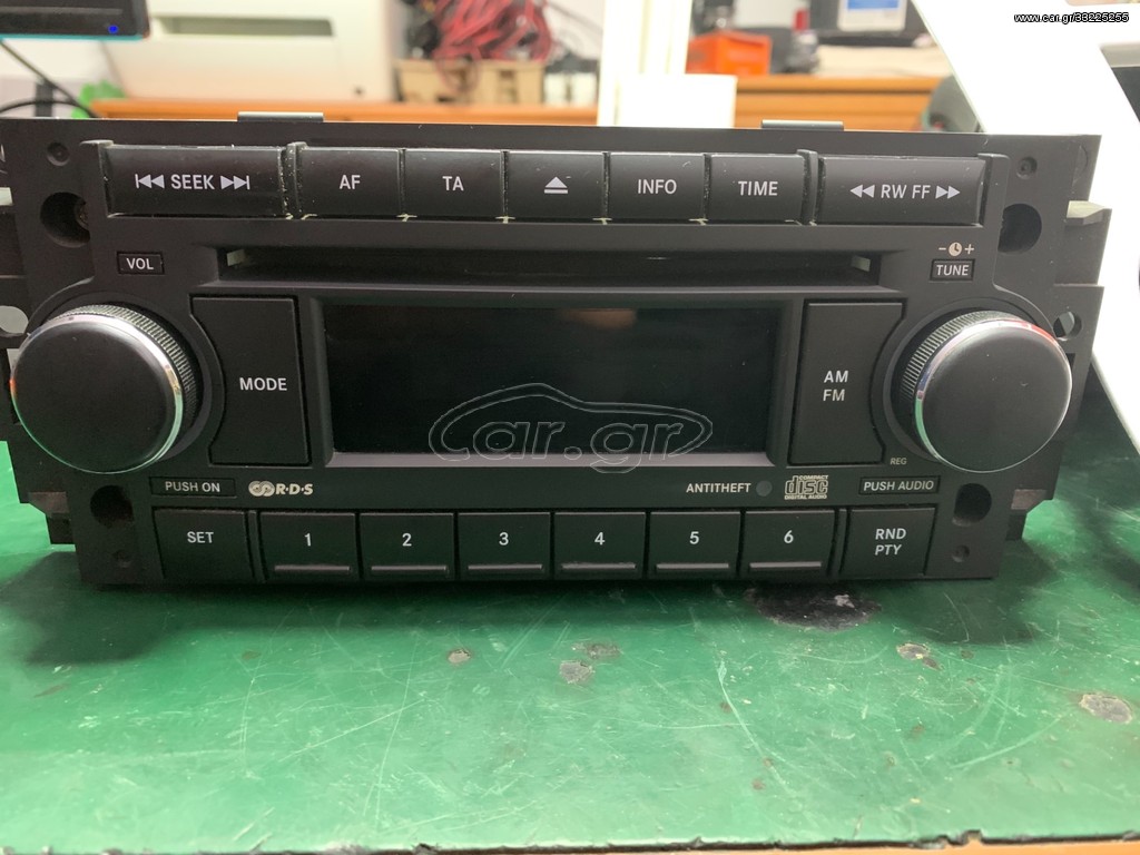 Dodge Caliber radio cd