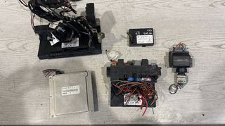 Σετ ECU από Mercedes C270 (W203) 2001 - 2007, μοτέρ diesel 612.962 2.7lt 170 PS από Mercedes W203 '01-'07, για CLK 270 (C 209) '02-'05, E 270 (W210)