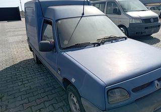 Κλούβα Renault 1993 Rapid-thumb-1