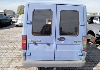 Κλούβα Renault 1993 Rapid-thumb-2