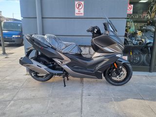 Kymco Xciting 400i '24 Xciting 400 vs 