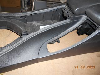 ΚΟΝΣΟΛΑ - ΤΕΜΠΕΛΗΣ BMW Ε90 Ε91 Ε92 Ε93 ''BMW Βαμβακάς''-thumb-3