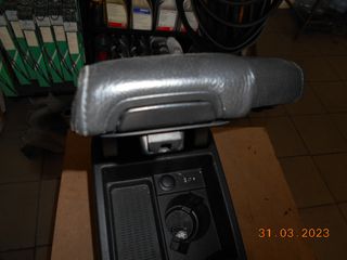 ΚΟΝΣΟΛΑ - ΤΕΜΠΕΛΗΣ BMW Ε90 Ε91 Ε92 Ε93 ''BMW Βαμβακάς''-thumb-10