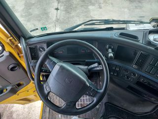 Volvo 2008-thumb-3