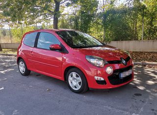 Toyota 2017 Μόνο για εμπόρους! -thumb-24