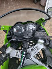 Kawasaki GPZ 600 1986-thumb-4
