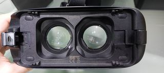 Samsung VR with Controller-thumb-7
