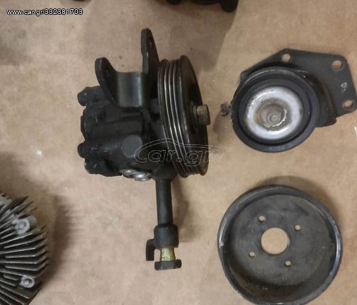 Αντλία Υδραυλικού Τιμονιού Nissan Navara D40