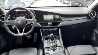 Alfa Romeo Giulia 2018 2.1 Diesel Veloce 4x4 - 210hp-thumb-10