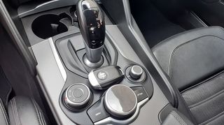 Alfa Romeo Giulia 2018 2.1 Diesel Veloce 4x4 - 210hp-thumb-16
