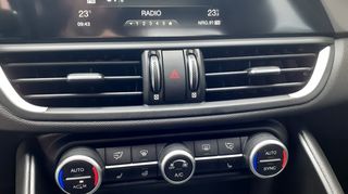 Alfa Romeo Giulia 2018 2.1 Diesel Veloce 4x4 - 210hp-thumb-21