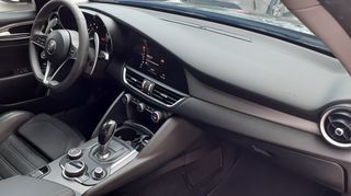 Alfa Romeo Giulia 2018 2.1 Diesel Veloce 4x4 - 210hp-thumb-30