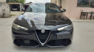 Alfa Romeo Giulia 2018 2.1 Diesel Veloce 4x4 - 210hp-thumb-6