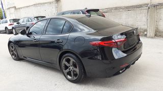 Alfa Romeo Giulia 2018 2.1 Diesel Veloce 4x4 - 210hp-thumb-3