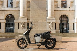 Roller / Scooter 2023 WOW 775 -max 3,5 KWH-A1-thumb-12